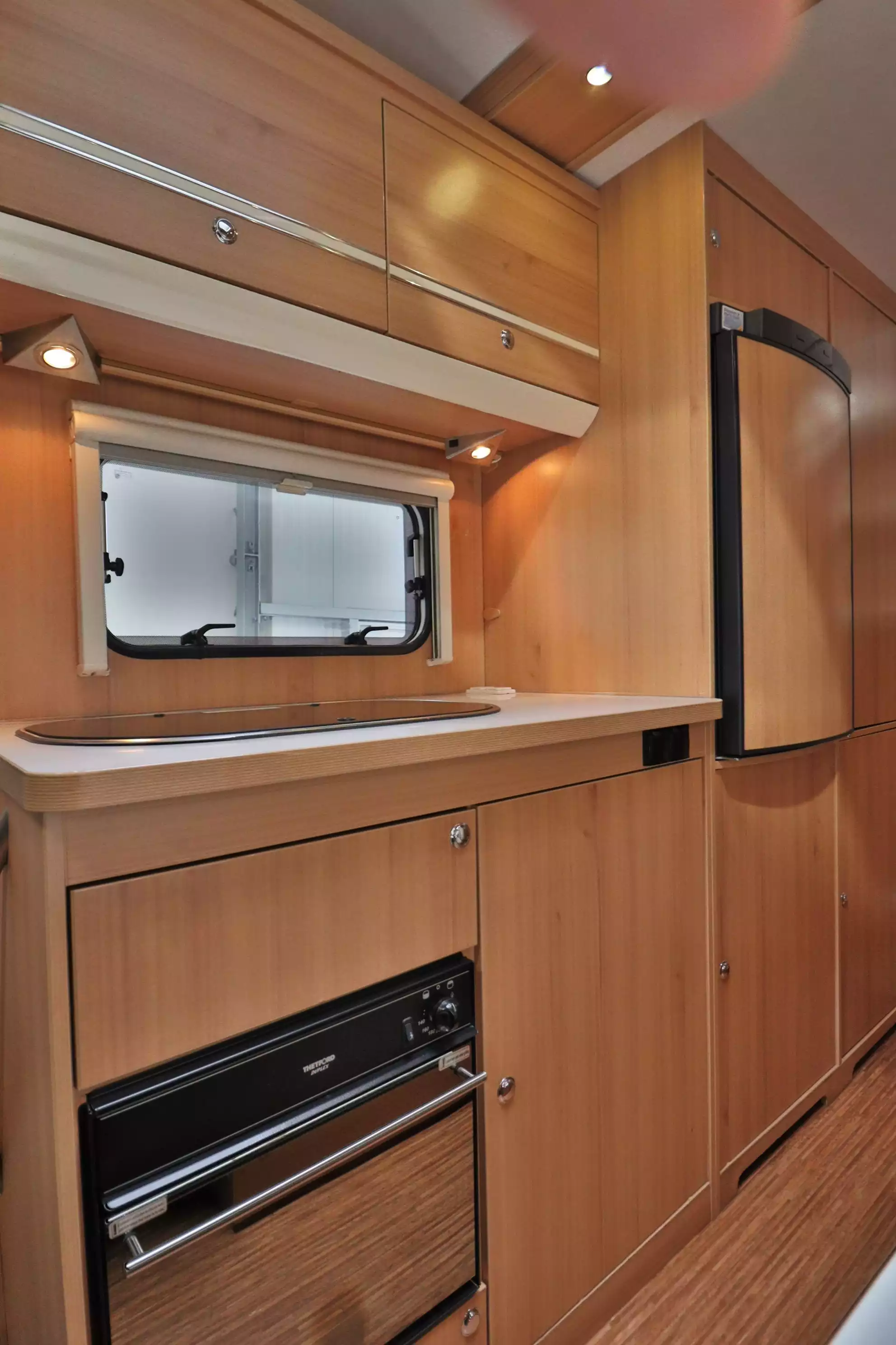 LMC Breezer 694 G 